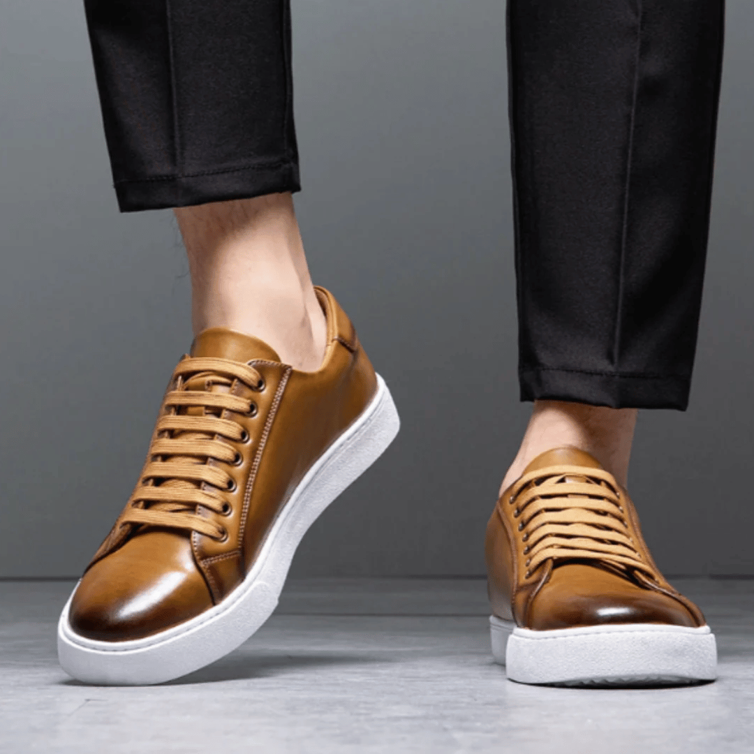 Stylish Julian Low Top Sneakers