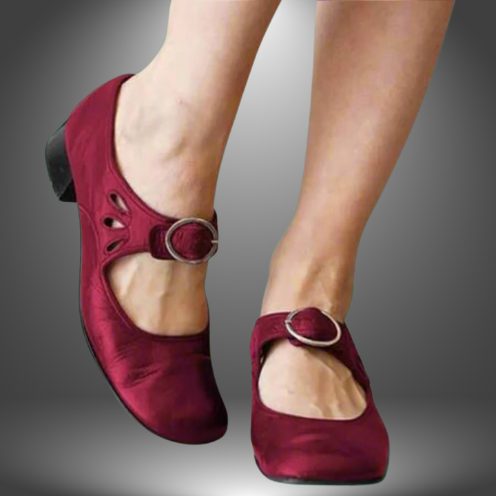 Monique - Vintage Sandals