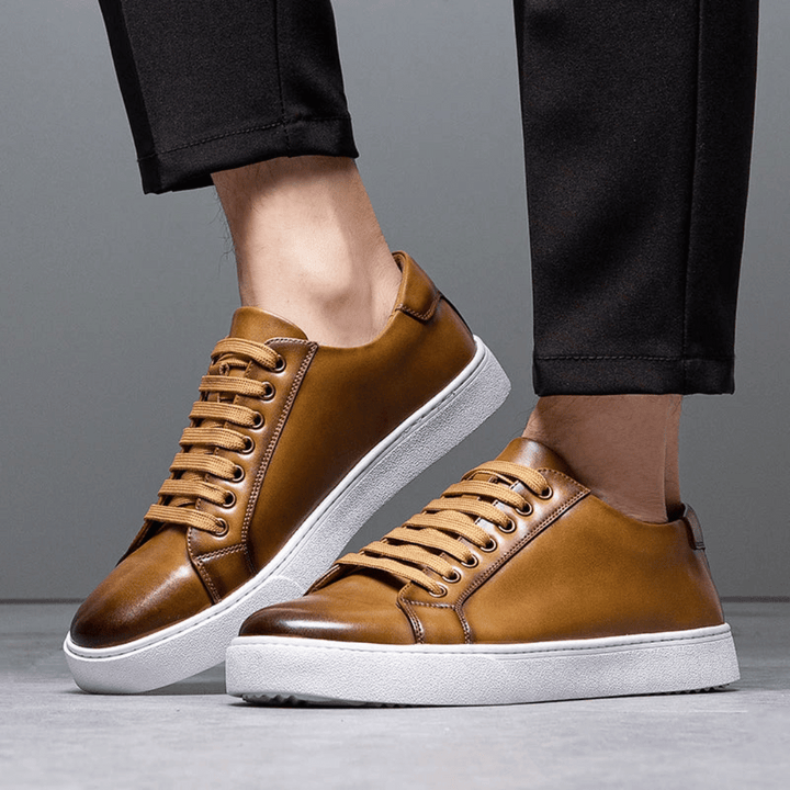 Stylish Julian Low Top Sneakers