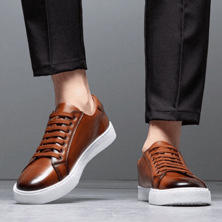 Stylish Julian Low Top Sneakers