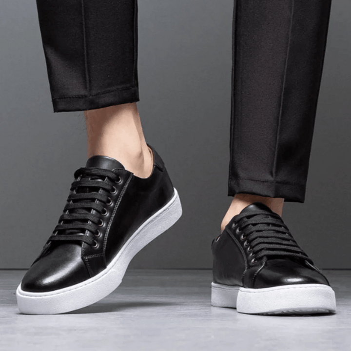 Stylish Julian Low Top Sneakers