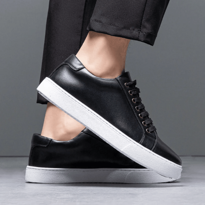 Stylish Julian Low Top Sneakers