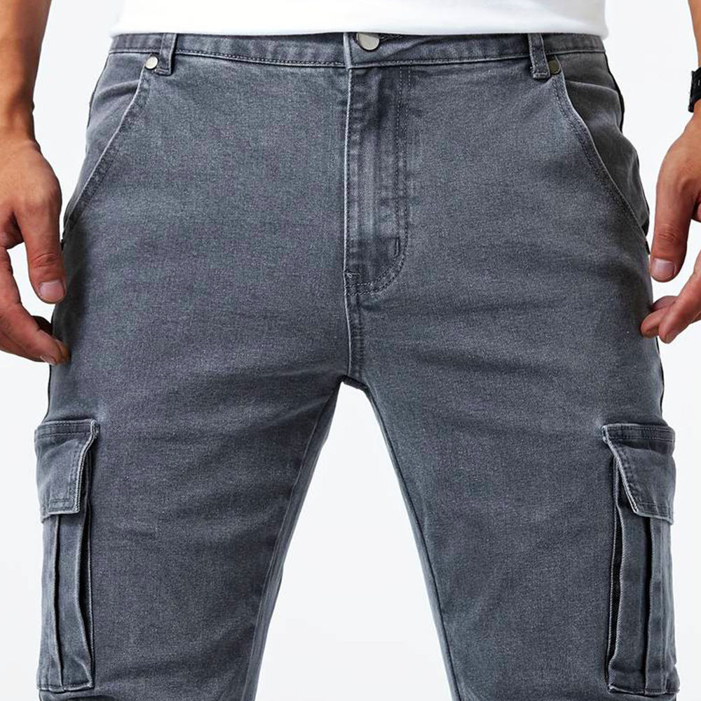 Stylish Urban Cargo Jeans in Trendy Denim