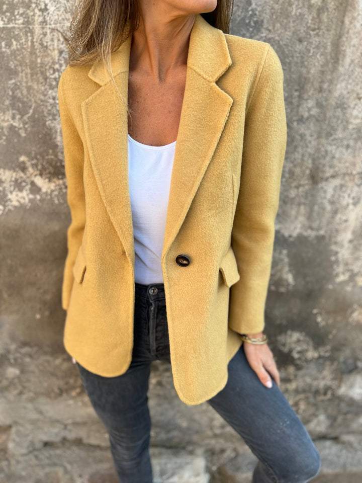 Vivienne - Effortlessly Chic Relaxed Blazer